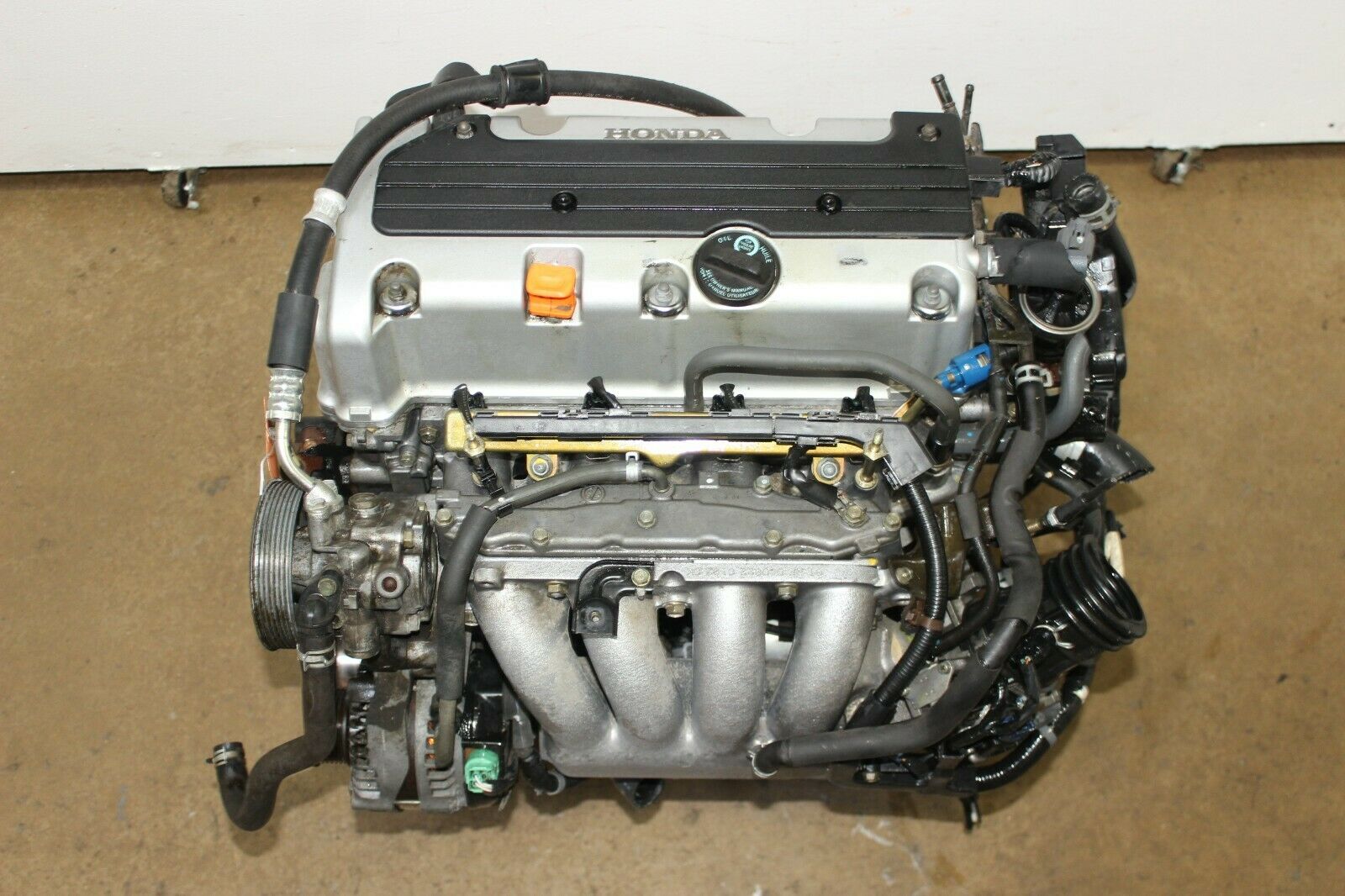 Хонда элемент двигатель. Двигатель Honda Accord 2.4. Мотор k24a Accord. Мотор Хонда Аккорд 2.0. ДВС Хонда Аккорд 2.4.