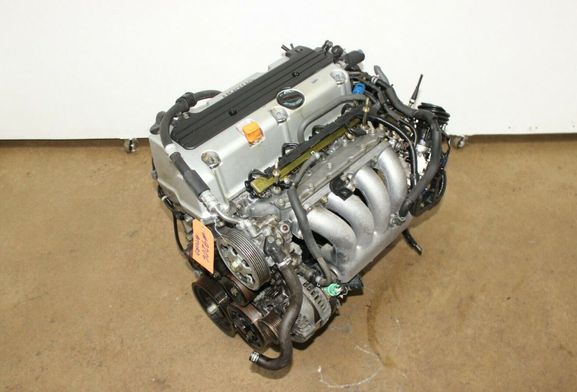 Хонда элемент двигатель. K24 мотор VTEC. Двигатель ho k24a VTEC rb1 2.4. Хонда нс1 двигатель.